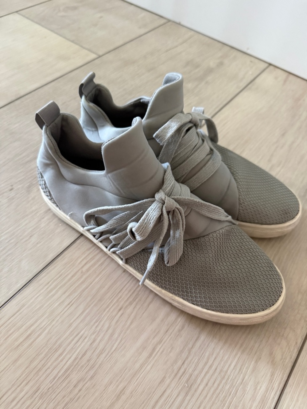 Steve Madden Women's Light Gray Knit High-Top Sneakers